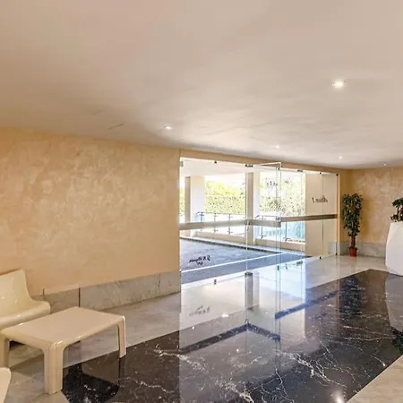 Panoramic Sea View 2br With Stunning Sunsets Apartment